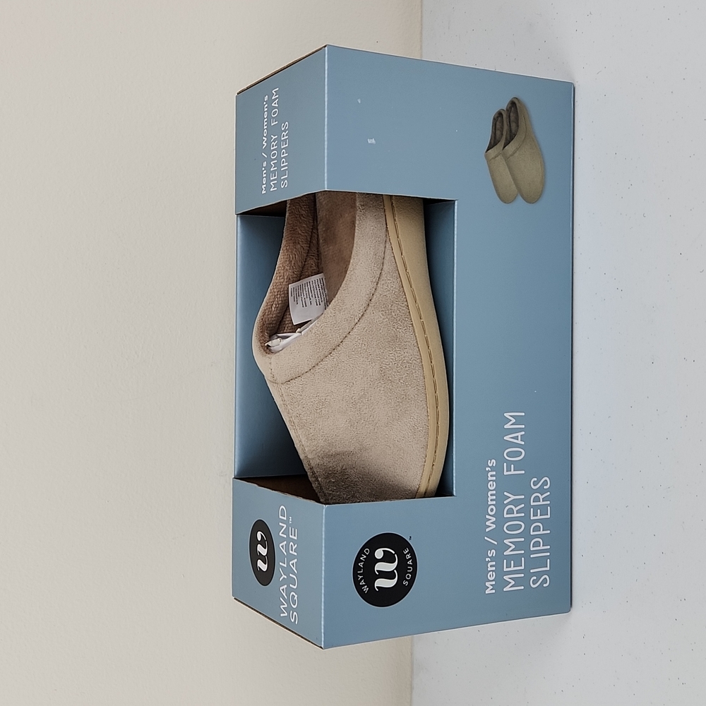 Wayland Square Unisex Memory Foam Slipper